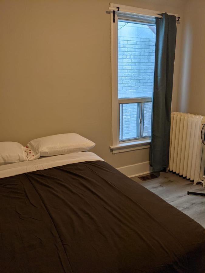 Toronto Furnished Living Rooms Ngoại thất bức ảnh